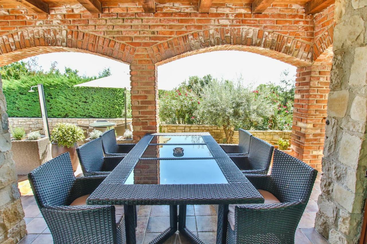 Villa Istriana Jakob With Pool Tar-Vabriga Εξωτερικό φωτογραφία