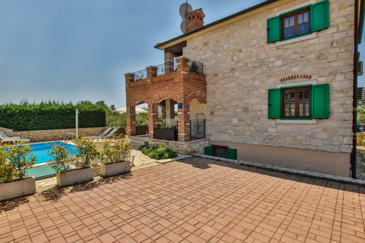 Villa Istriana Jakob With Pool Tar-Vabriga Εξωτερικό φωτογραφία